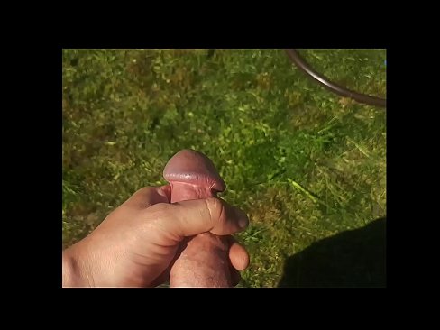 ❤️ Hottie beroa bere pussy arrosa izorratu egiten du eta udako lorategi batean squirt batekin esperma egiten du ❤ Porno %eu.porn-mz-com.ruan ❌️